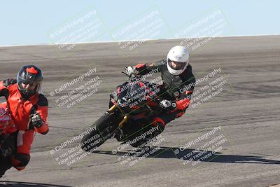 media/Oct-13-2025-Moto Forza (Mon) [[a66d839500]]/3-B Group/Session 2 (Bowl)/